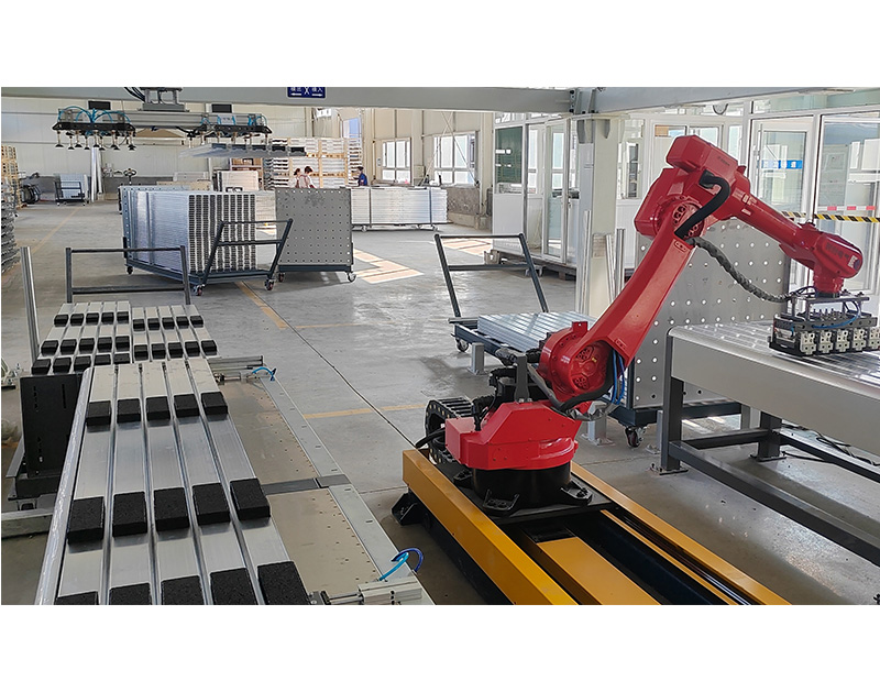 光伏鋁型材涂膠機器人生產(chǎn)線